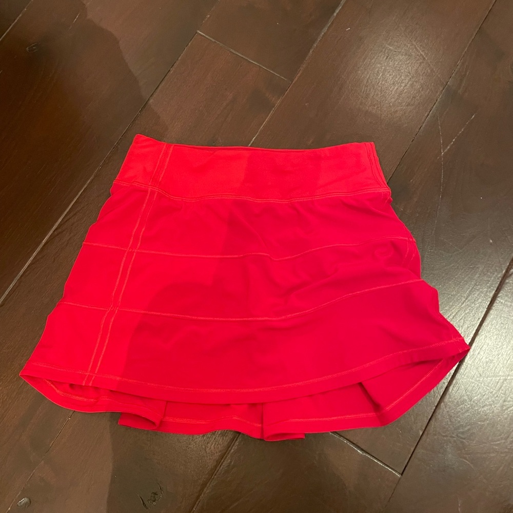 Red lululemon tennis skirt! Size 2 tall